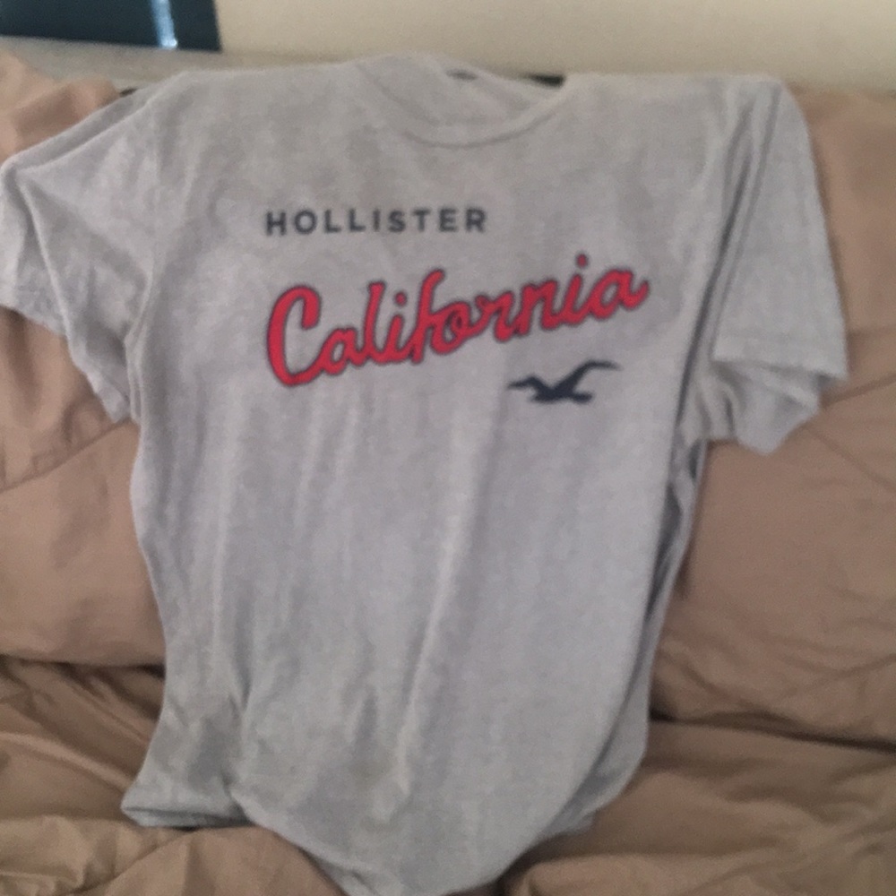 XL Hollister T-Shirt